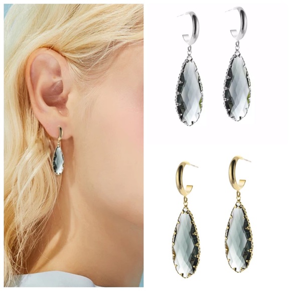 Jewelry - Swarovski Crystals Teardrop Earrings